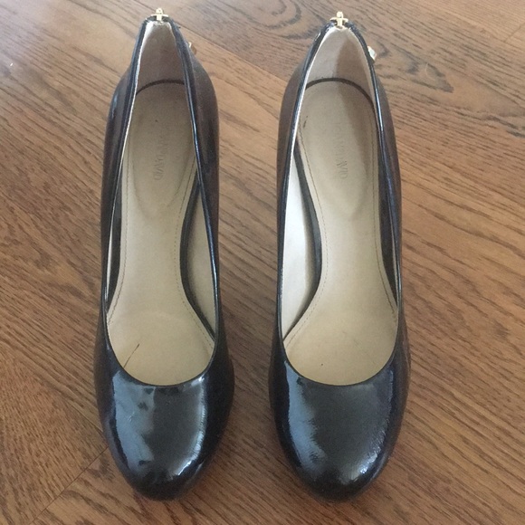Joan & David size 9.5, black zip back heels - Picture 2 of 4